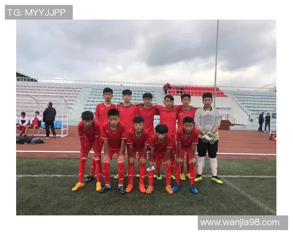 杭州足球队转型纪实:从传统到现代的奋斗与蜕变之路 杭州足球队转型纪实:从传统到现代的奋斗与蜕变之路