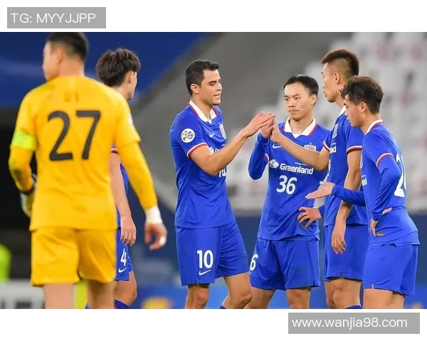 赛后分析：上海足球队与广州足球队实力对比及比赛亮点回顾