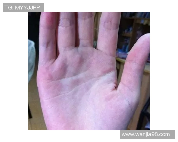 足球明星手相解析男生命运与职业生涯的秘密探讨 足球明星手相解析男生命运与职业生涯的秘密探讨